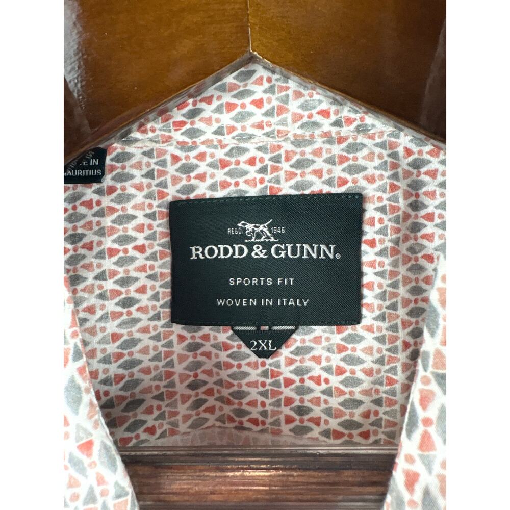 Men’s Rodd & Gunn 2XL Red & Gray Abstract Pattern Button Up - Picture 4 of 5